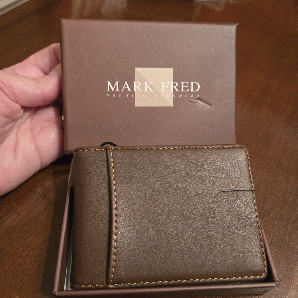 New Mark Fred Men's Bifold Card Holder Wallet Metal Money Clip Brown Neutral